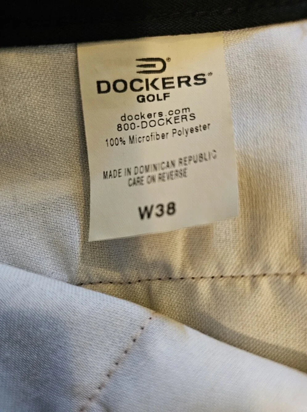 Dockers Golf Microfiber Pleated Black Shorts‎ Men's Size 38 NWT